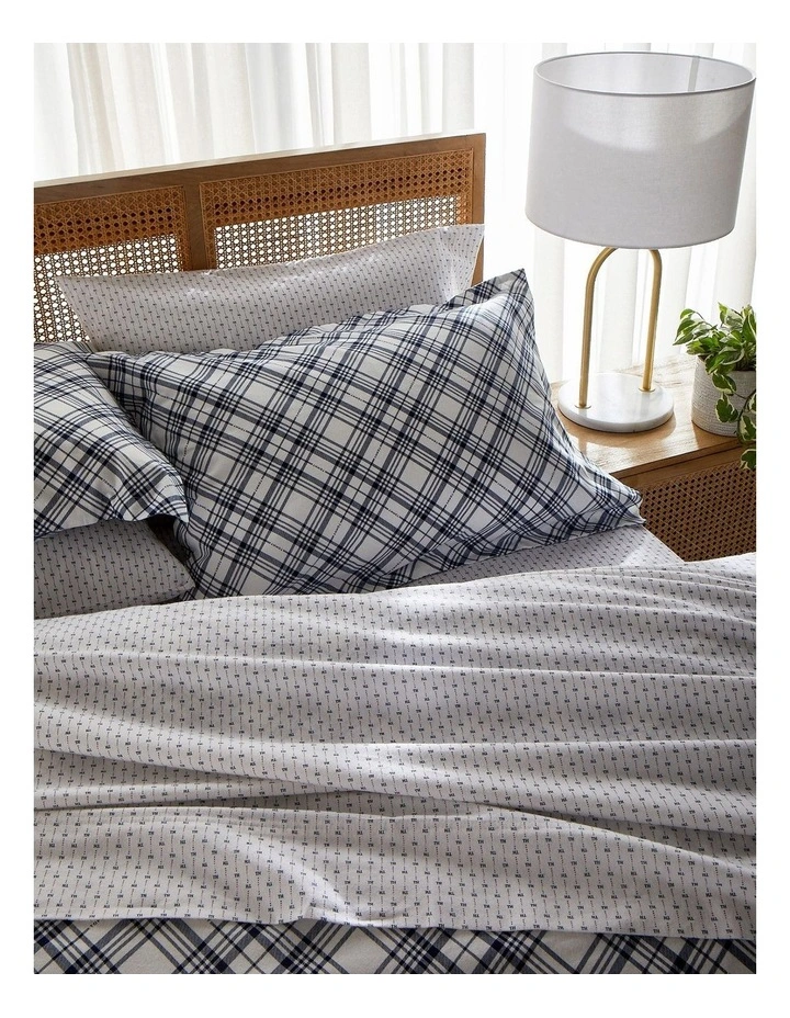 Tommy Hilfiger Tartan Quilt Cover Set In Multi 4 Tommy Hilfiger Tartan Quilt Cover Set In Multi - Image 2