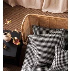 Alternative view of Linen House Springsteen Quilt Cover Set In Black