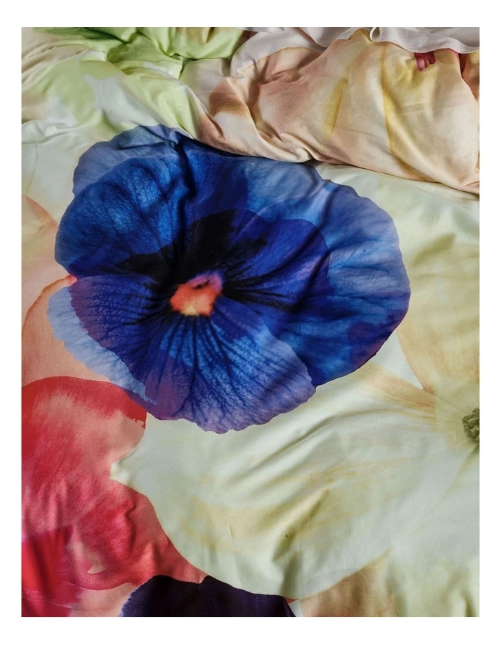 Linen House Superbloom Quilt Cover Set In Multi 4 Linen House Superbloom Quilt Cover Set In Multi - Image 2