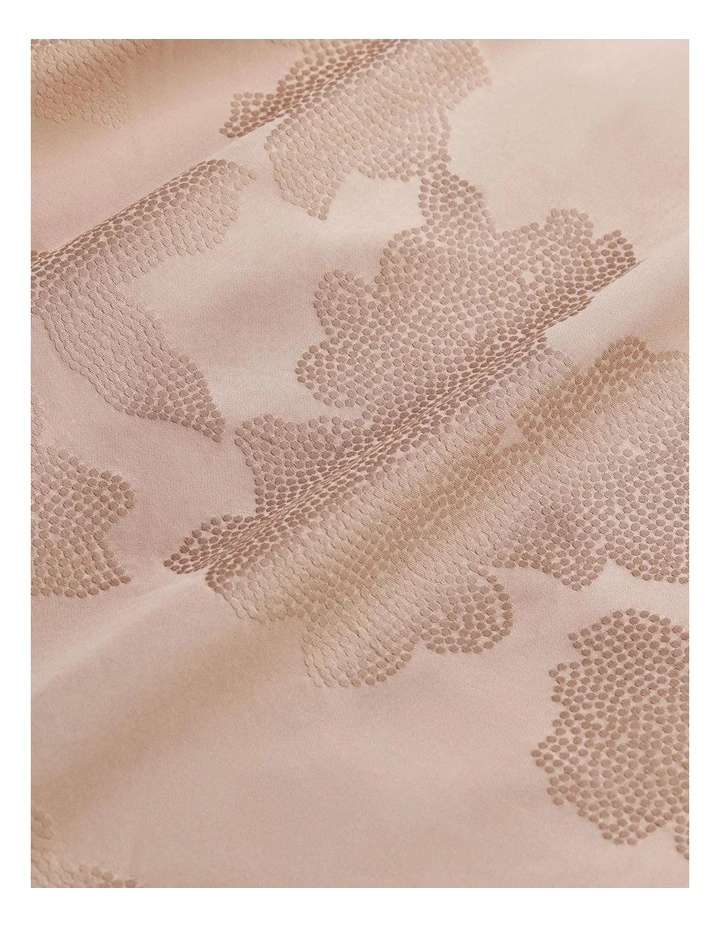 Sheridan Sabal Tailored Quilt Cover In Rosewater 4 Sheridan Sabal Tailored Quilt Cover In Rosewater - Image 2