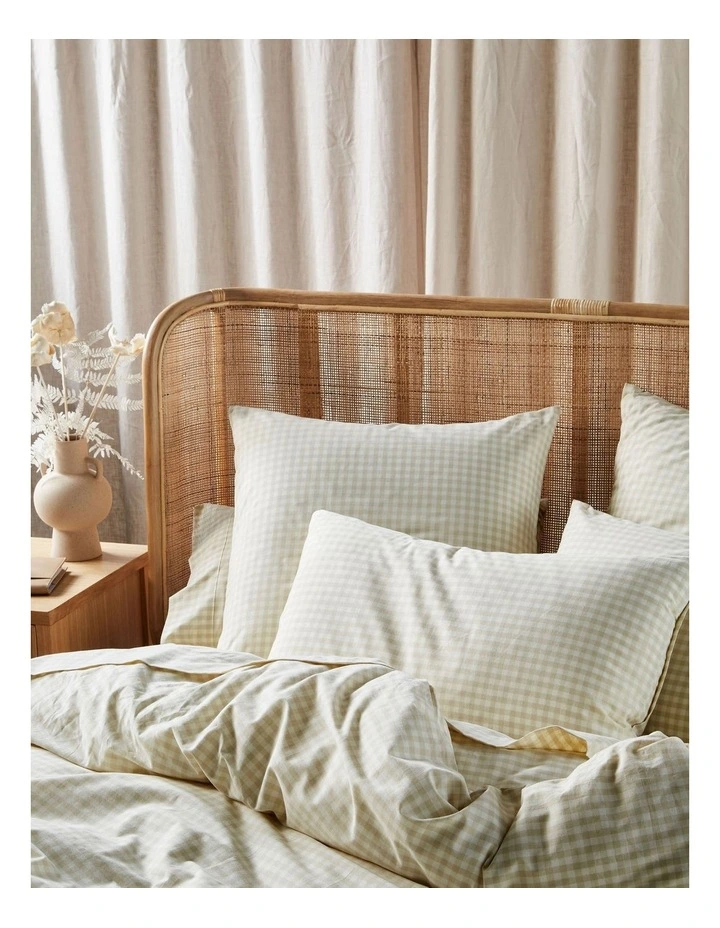 Linen House Springsteen Quilt Cover Set 4 Linen House Springsteen Quilt Cover Set - Image 2