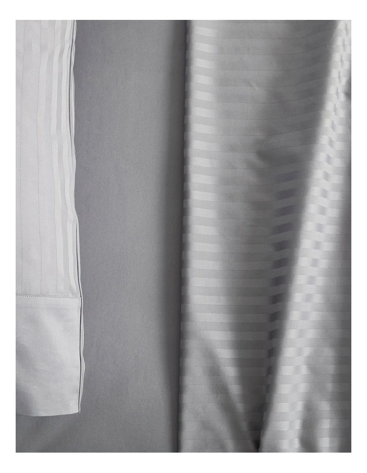 Sheridan Millennia 1200TC Tailored Quilt Cover In Silver Grey 4 Sheridan Millennia 1200TC Tailored Quilt Cover In Silver Grey - Image 2
