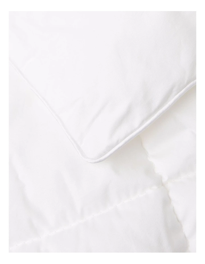Heritage Memory Fibre Quilt In White 5 Heritage Memory Fibre Quilt In White - Image 3