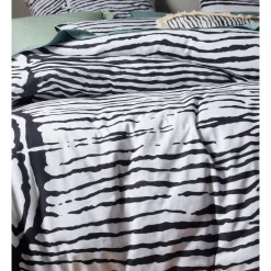 Warlukurlangu Artists X Vue Quilt Cover Set Kurrkara Jukurrpa (Desert Oak Dreaming) By Judy Napangardi Watson 7 Warlukurlangu Artists X Vue Quilt Cover Set Kurrkara Jukurrpa (Desert Oak Dreaming) By Judy Napangardi Watson -Sheridan Sales Store unnamed file 1774