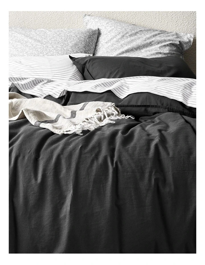 Aura Home Maison Vintage Bedlinen Collection Shadow 4 Aura Home Maison Vintage Bedlinen Collection Shadow - Image 2
