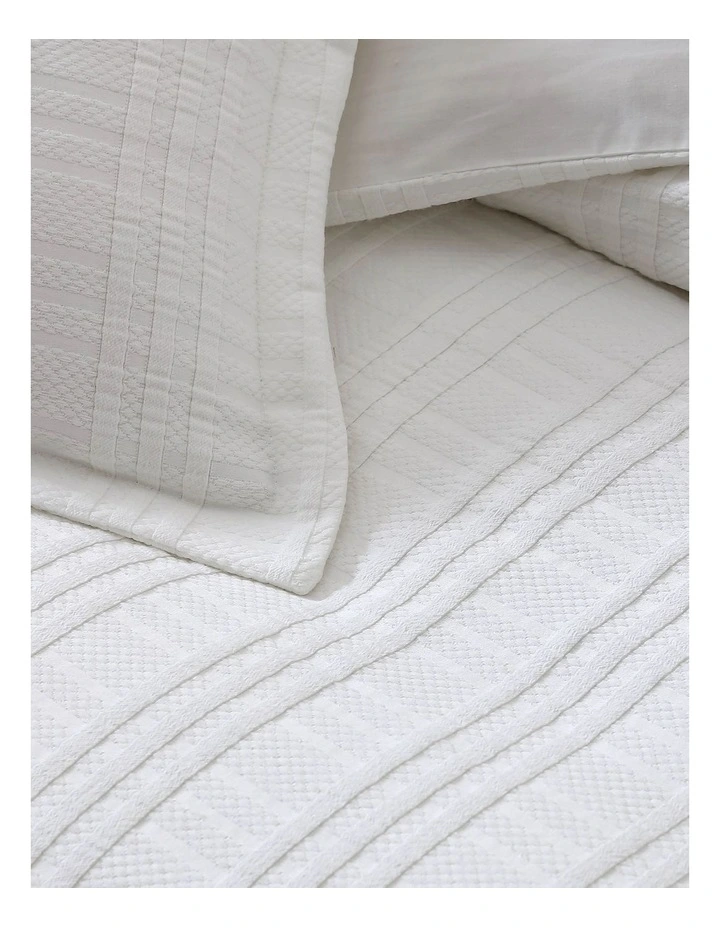Private Collection Winton Quilt Cover Set White 6 Private Collection Winton Quilt Cover Set White - Image 4