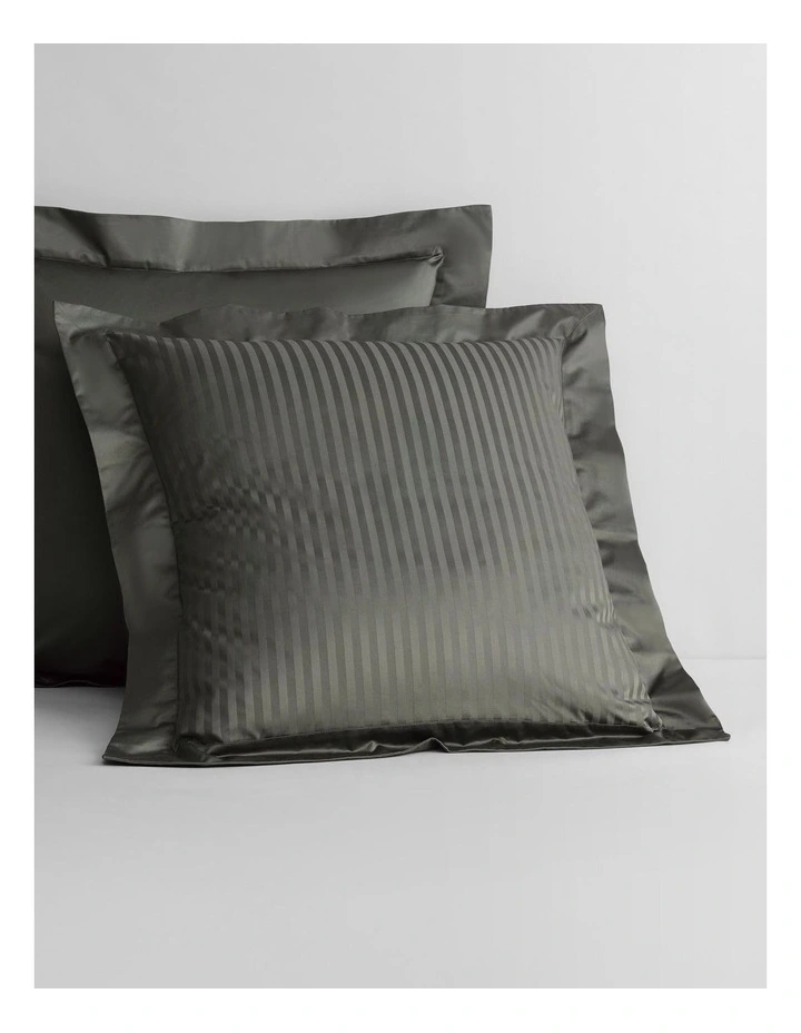 Sheridan Millennia Bed Linen Collection In Ivy 5 Sheridan Millennia Bed Linen Collection In Ivy - Image 3