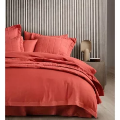 Sheridan Abbotson Bedcover In Washed Red