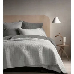 Sheridan Reilly Bedcover In Soft Grey