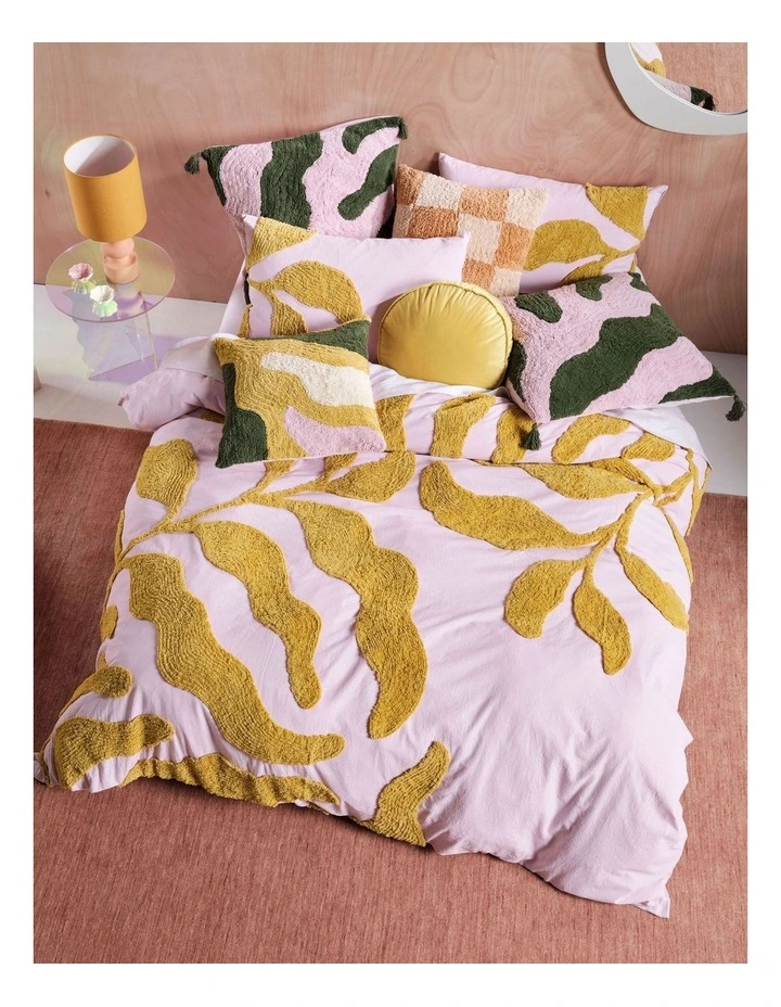 Linen House Eve Quilt Cover Set In Pink 5 Linen House Eve Quilt Cover Set In Pink - Image 3