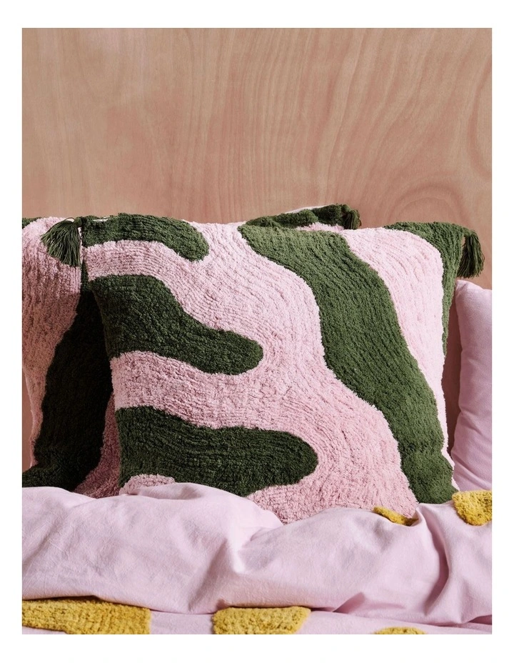 Linen House Eve Quilt Cover Set In Pink 7 Linen House Eve Quilt Cover Set In Pink - Image 5