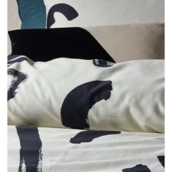 Alternative view of Vue Hieroglyph Quilt Cover Set In Multi