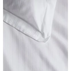 Alternative view of Sheridan Newmark Tailored Quilt Cover Set In White