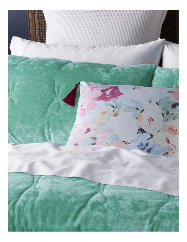 Heritage Daphne Quilt Cover Set In Green 4 Heritage Daphne Quilt Cover Set In Green - Image 2